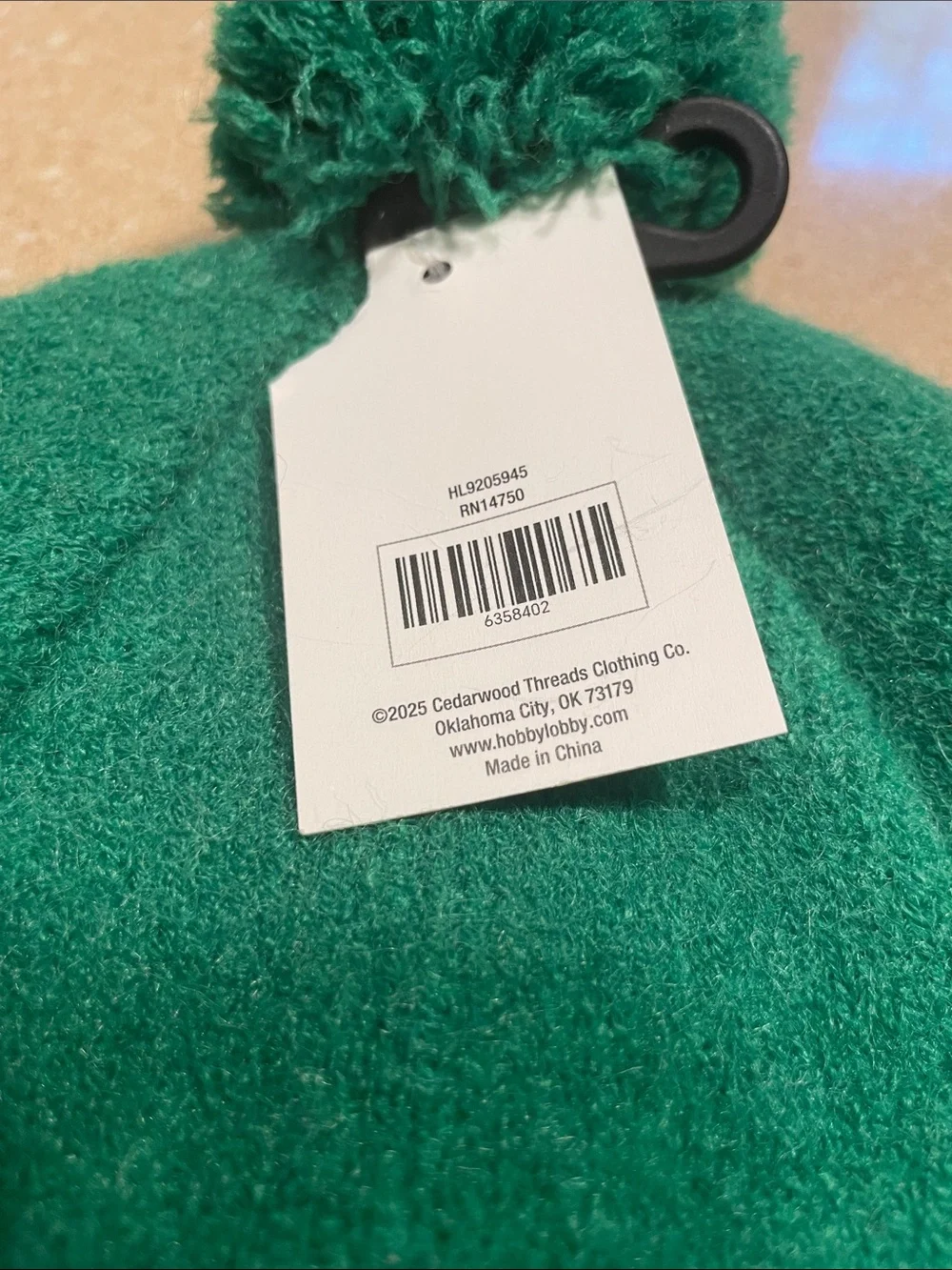 Women's Green Pom Beanie with 'APRÈS' Knit Band